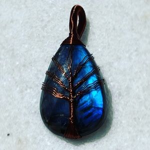 Labradorite Hand knotted pendant